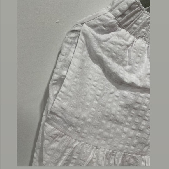 BRAND NEW Old Navy White Maxi Skirt with Pockets - Picture 2 of 3